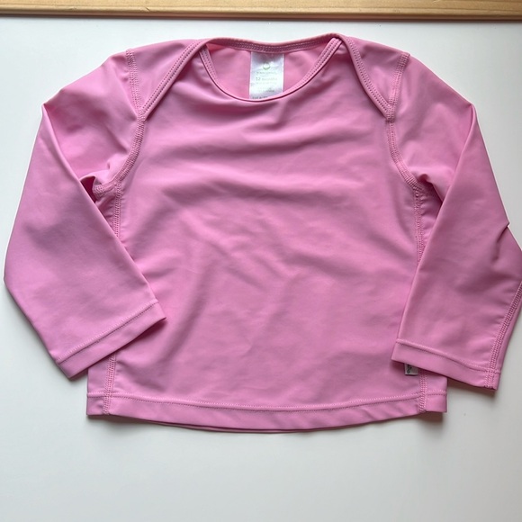 Bundle of i play. by green sprouts Easy-on Rash Guard Shirts - 12 Months - Picture 4 of 11